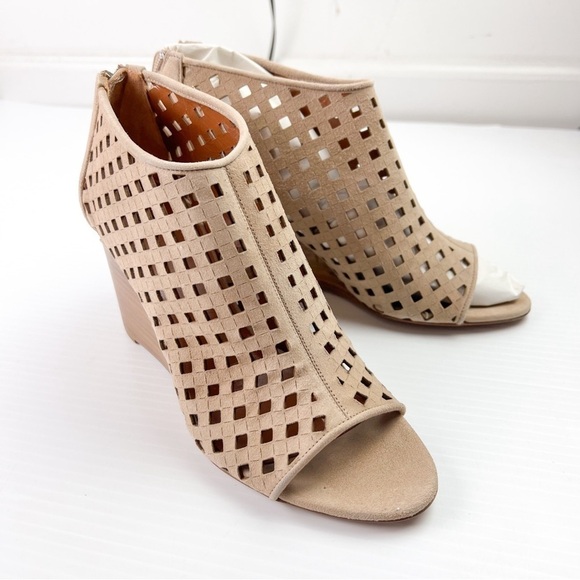 Aquatalia Sandals women 6 Nikita Tan Open Toe Suede Wedge Booties - Picture 7 of 13